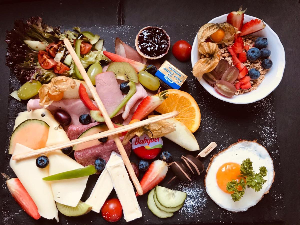 Cafe Am Donautor Otel Kelheim Dış mekan fotoğraf